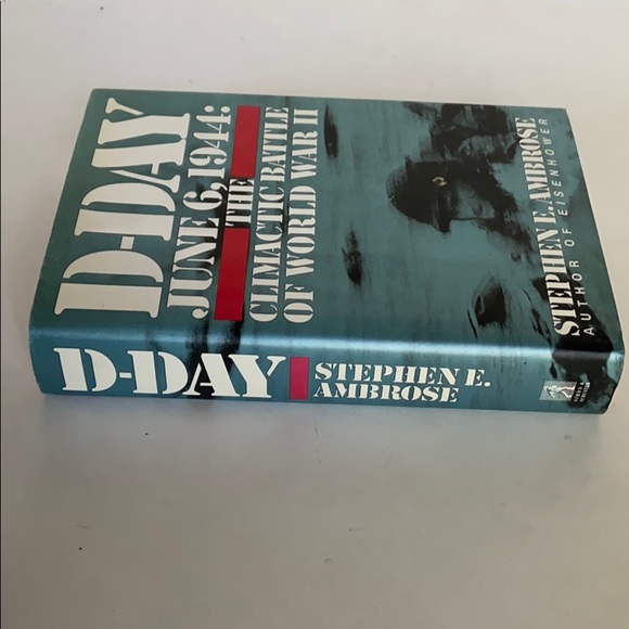 The Climatic Battle of World War II Hard Cover Book - Picture 3 of 12